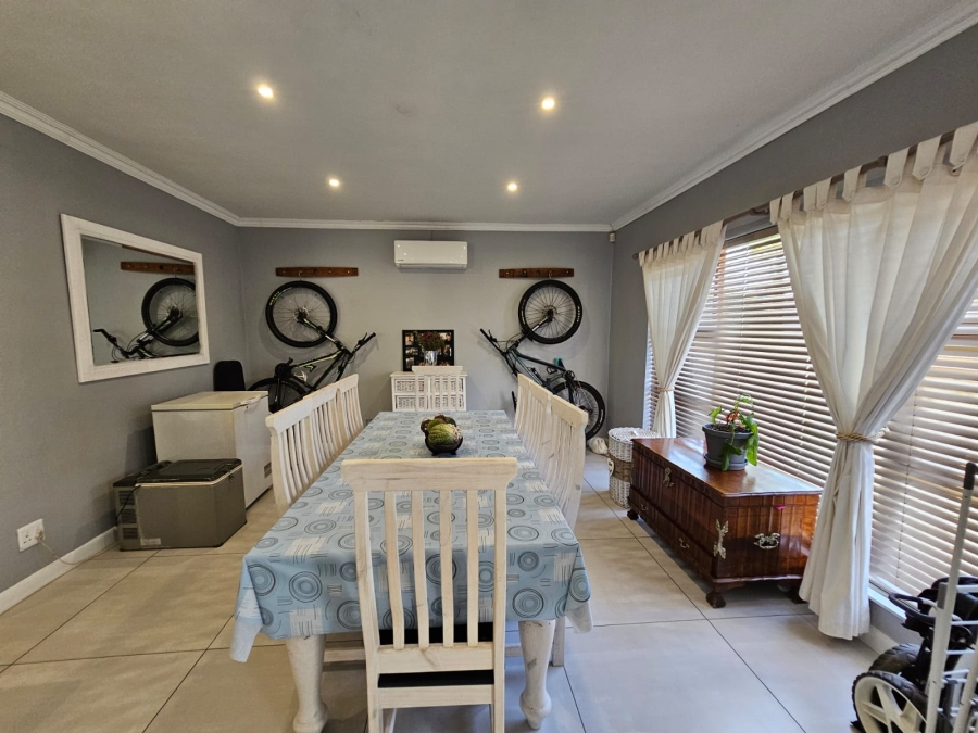 3 Bedroom Property for Sale in Ferndale Western Cape